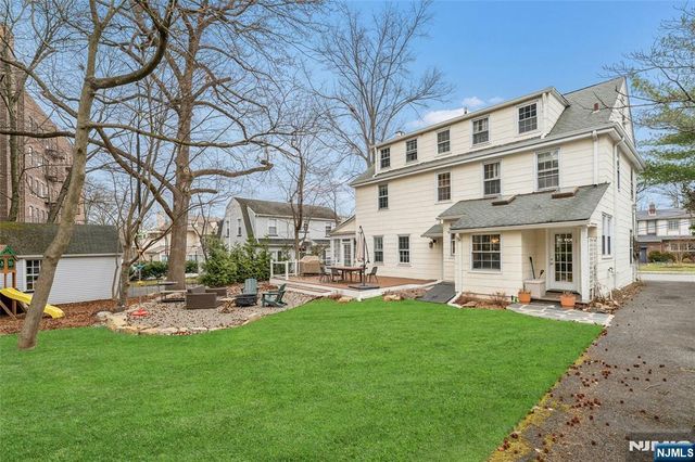 80 Glenwood Road, Englewood, NJ 07631