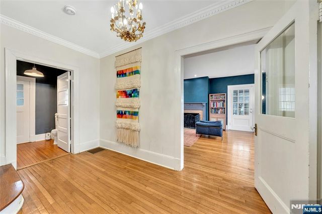 80 Glenwood Road, Englewood, NJ 07631