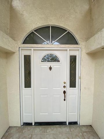 9516 Larrabee Ave, San Diego, CA 92123