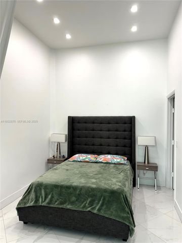 1900 N Bayshore Dr 710, Miami, FL 33132