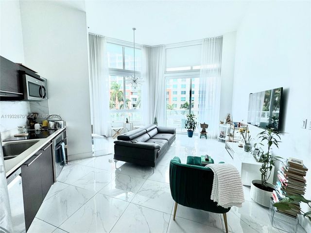 1900 N Bayshore Dr 710, Miami, FL 33132