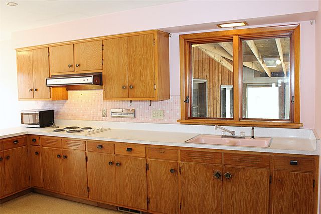 2718 WELLINGTON Road, Erie, PA 16506