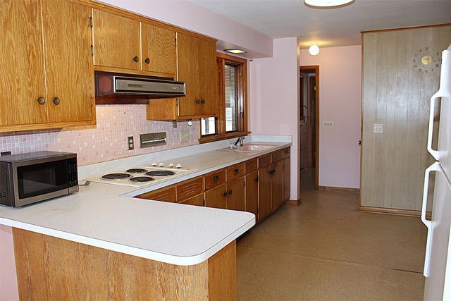 2718 WELLINGTON Road, Erie, PA 16506