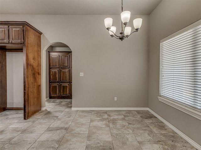 529 Whispering Oaks Boulevard, Moore, OK 73160