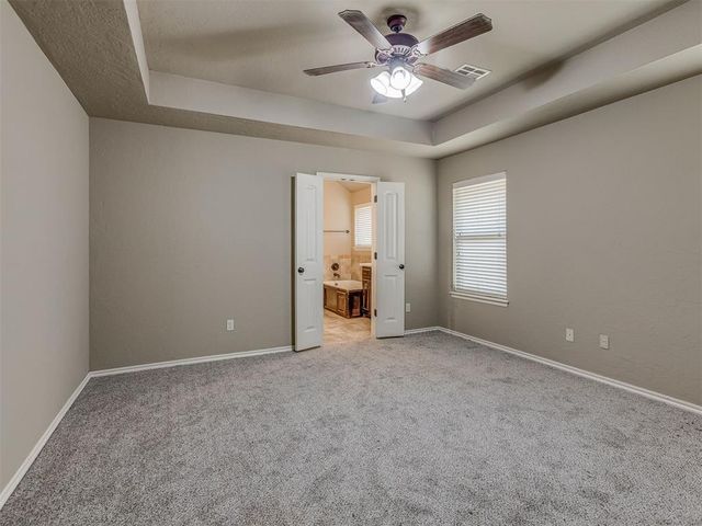 529 Whispering Oaks Boulevard, Moore, OK 73160