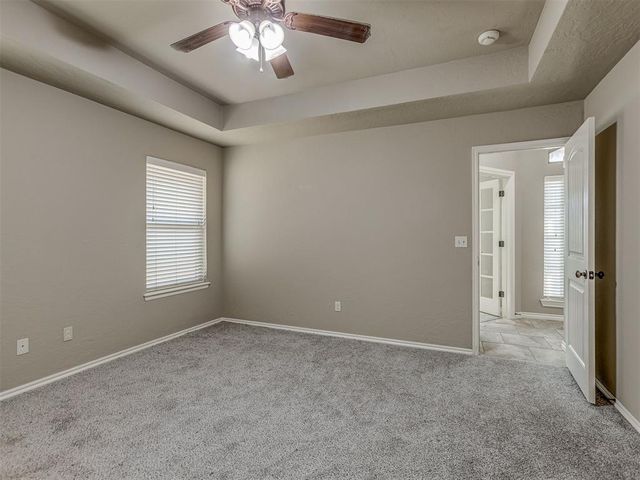 529 Whispering Oaks Boulevard, Moore, OK 73160