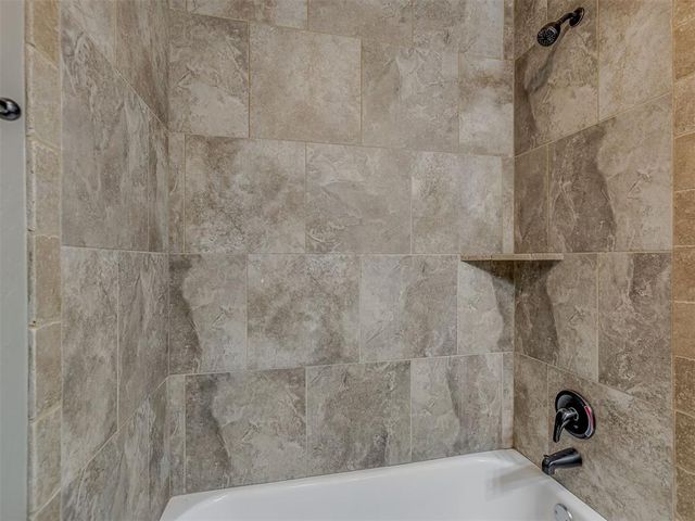529 Whispering Oaks Boulevard, Moore, OK 73160