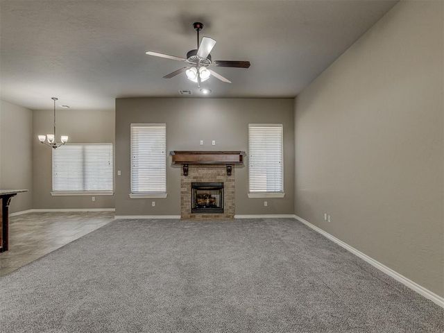 529 Whispering Oaks Boulevard, Moore, OK 73160