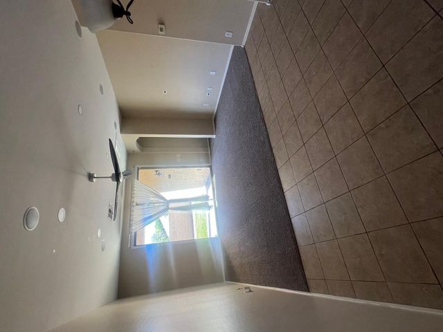 10335 W Robin Lane, Peoria, AZ 85383