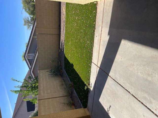 10335 W Robin Lane, Peoria, AZ 85383