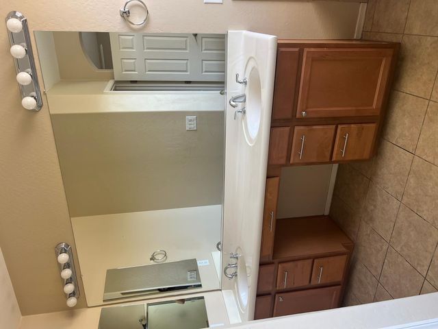 10335 W Robin Lane, Peoria, AZ 85383