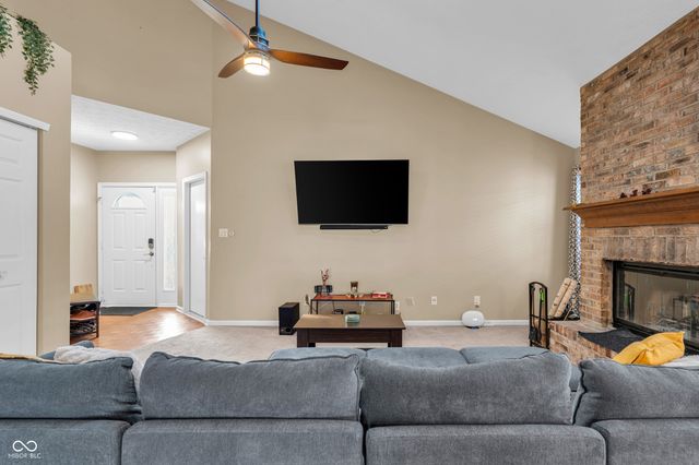 3276 Eddy Court, Indianapolis, IN 46214
