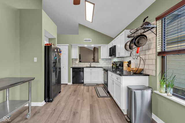3276 Eddy Court, Indianapolis, IN 46214