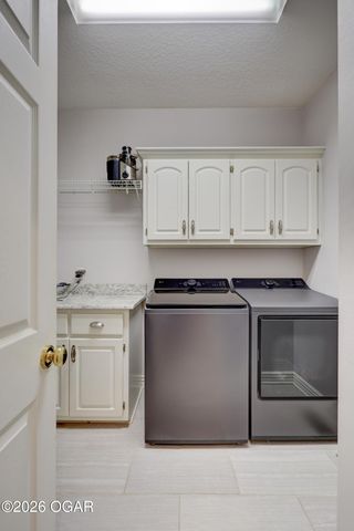 3 Ridgewood Court, Joplin, MO 64804