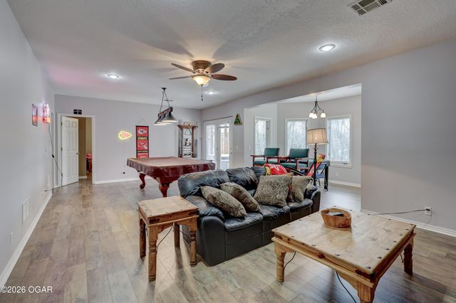 3 Ridgewood Court, Joplin, MO 64804