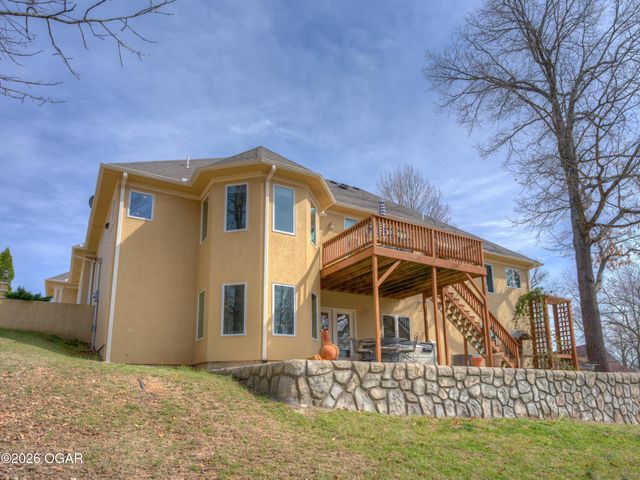 3 Ridgewood Court, Joplin, MO 64804