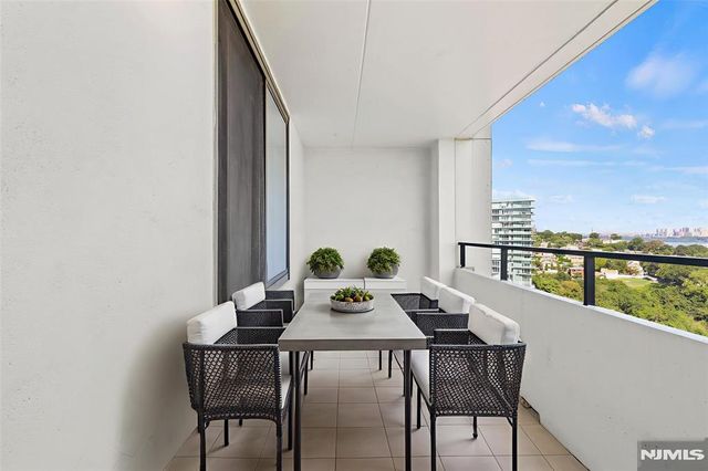 250 Gorge Road 18K, Cliffside Park, NJ 07010