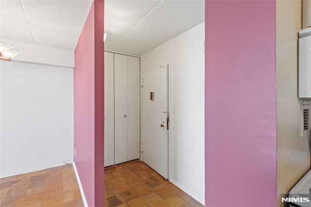 250 Gorge Road 18K, Cliffside Park, NJ 07010