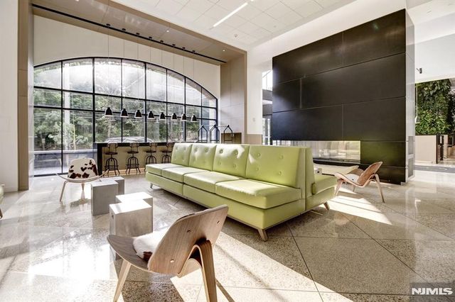 250 Gorge Road 18K, Cliffside Park, NJ 07010