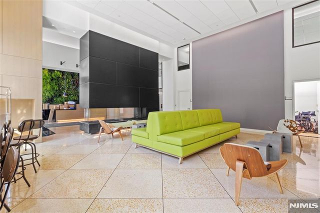 250 Gorge Road 18K, Cliffside Park, NJ 07010