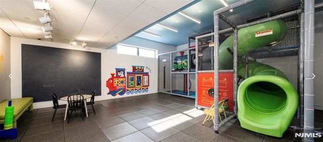 250 Gorge Road 18K, Cliffside Park, NJ 07010