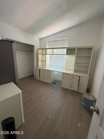 5747 W Missouri Avenue 32, Glendale, AZ 85301