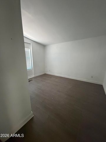 5747 W Missouri Avenue 32, Glendale, AZ 85301