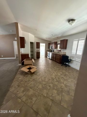 5747 W Missouri Avenue 32, Glendale, AZ 85301