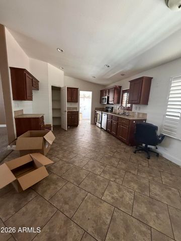 5747 W Missouri Avenue 32, Glendale, AZ 85301