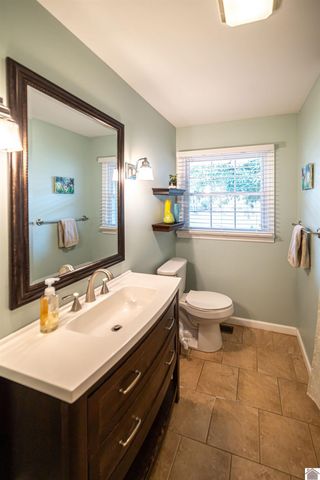 726 Woodland Dr, Paducah, KY 42001