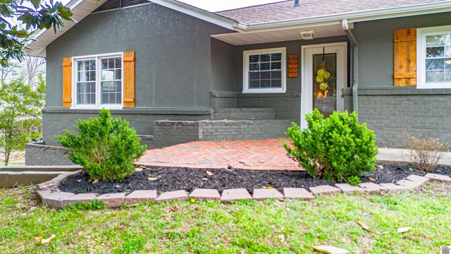 726 Woodland Dr, Paducah, KY 42001