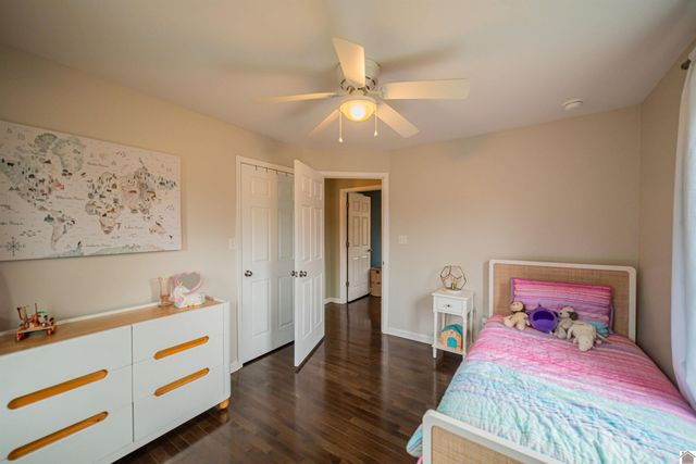 726 Woodland Dr, Paducah, KY 42001