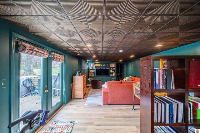 726 Woodland Dr, Paducah, KY 42001