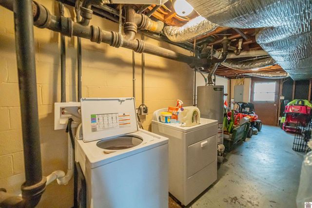 726 Woodland Dr, Paducah, KY 42001