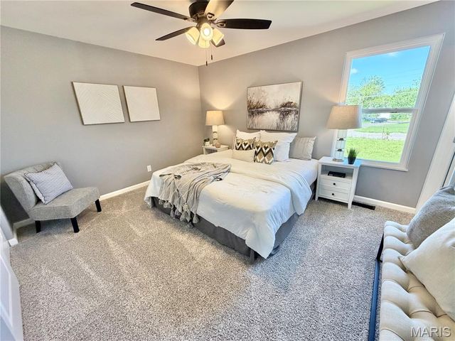 344 Saddle Back Drive, St Louis, MO 63129