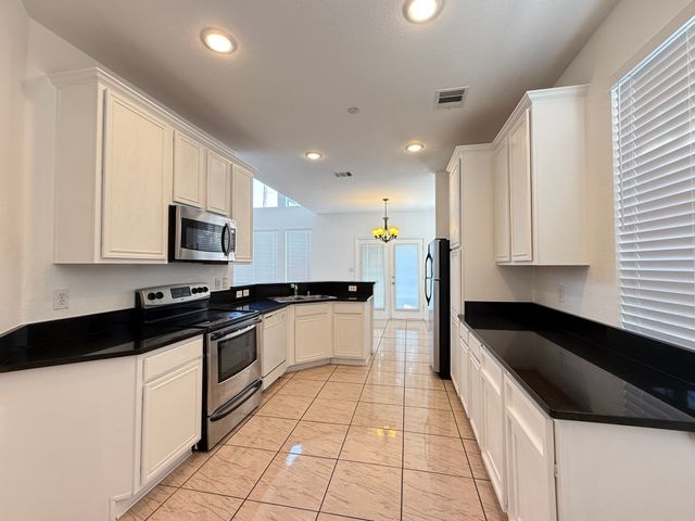 941 Englewood Lane, Plano, TX 75025