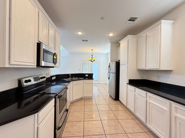 941 Englewood Lane, Plano, TX 75025