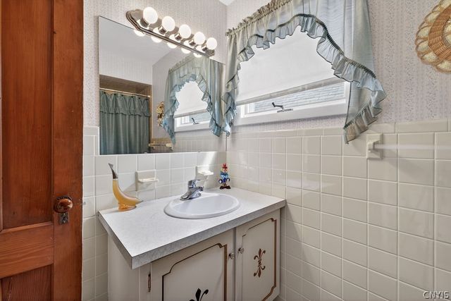 210 Freeman Avenue, Geddes, NY 13209