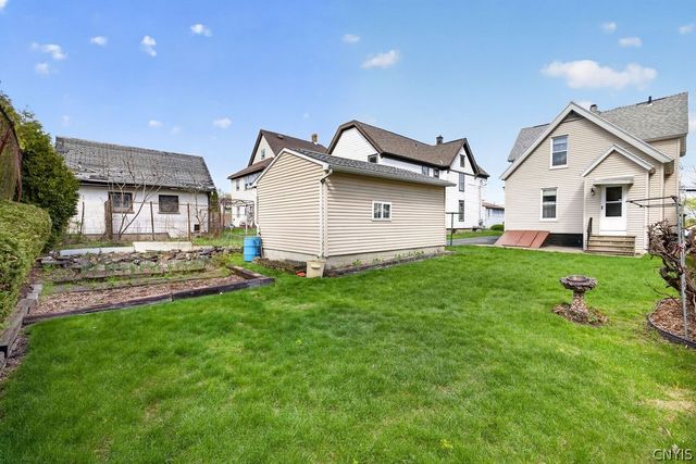 210 Freeman Avenue, Geddes, NY 13209