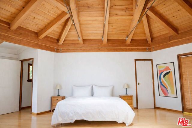 1926 Calle Yucca, Thousand Oaks, CA 91360