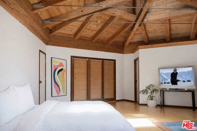 1926 Calle Yucca, Thousand Oaks, CA 91360