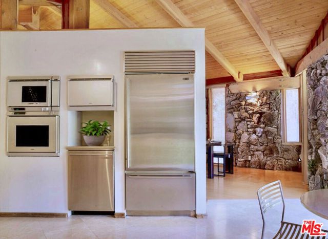 1926 Calle Yucca, Thousand Oaks, CA 91360