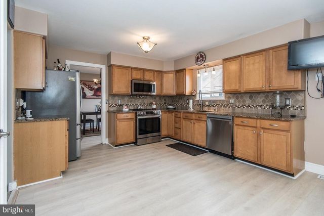 2903 GLENRICH AVE, Bristol, PA 19007