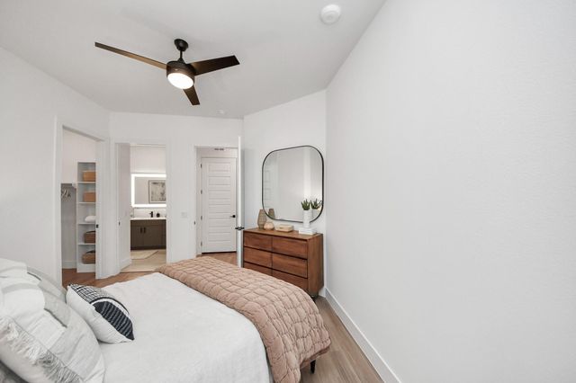 15635 Memorial Drive 347, Houston, TX 77079