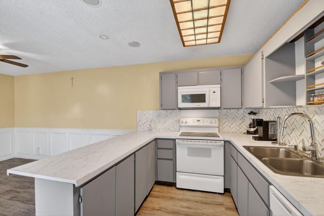 4175 Turnberry Circle 1102, Lake Worth, FL 33467