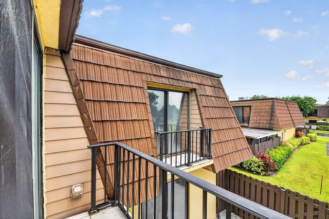 4175 Turnberry Circle 1102, Lake Worth, FL 33467