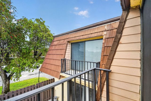 4175 Turnberry Circle 1102, Lake Worth, FL 33467