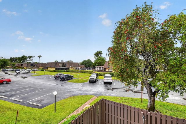 4175 Turnberry Circle 1102, Lake Worth, FL 33467