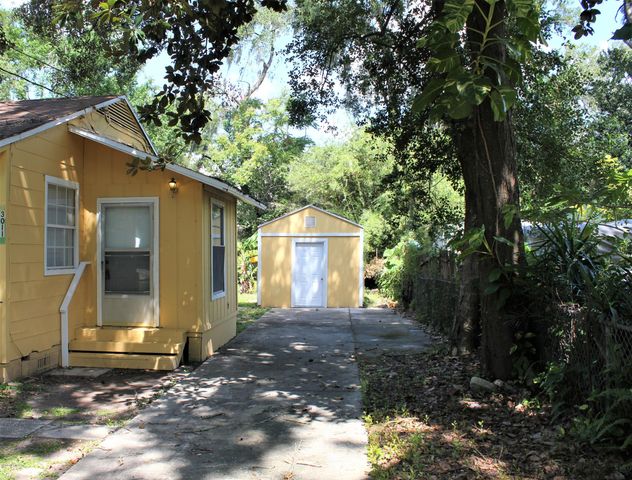 3011 LAKE SHORE Boulevard, Jacksonville, FL 32210