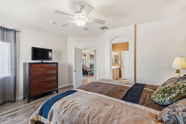 2431 S Via Anzavita, Green Valley, AZ 85614